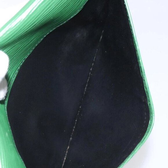 LOUIS VUITTON Epi Montaigne 27 Clutch Bag Green - Picture 10 of 16